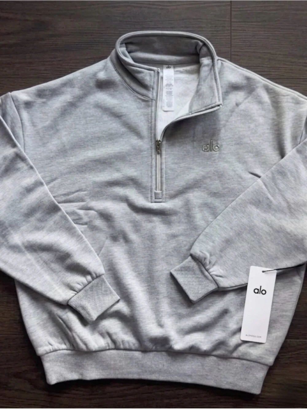 ALO Yoga Accolade 1/4 Zip Women’s Light Gray Pullover Sweatshirt
